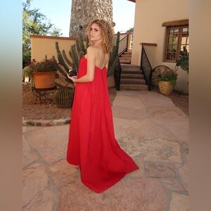 Helsa Red Crinkle Gown